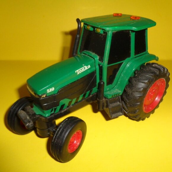 Tonka Toy Farm Tractor, By Maisto, 6" long, 2001 Issue - Picture 2 of 5